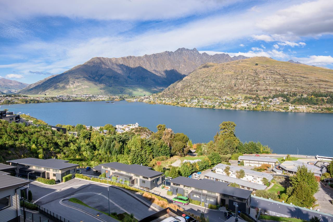 Contemporary Hilltop Abode Queenstown Buitenkant foto