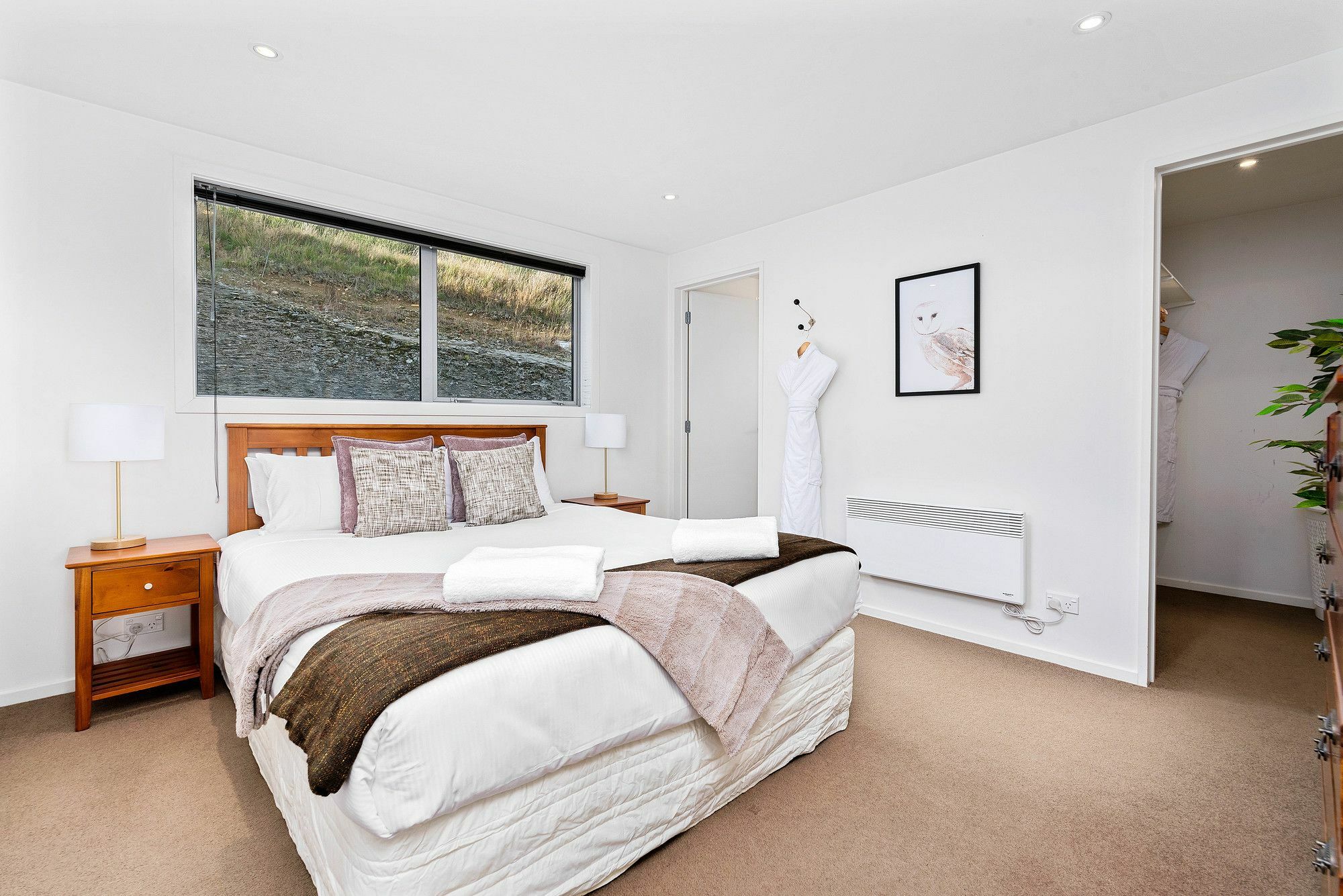 Contemporary Hilltop Abode Queenstown Buitenkant foto